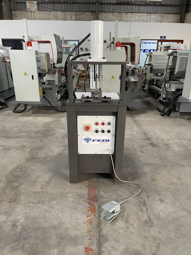 Máy đột dập thủy lực tại Fedi Việt Nam