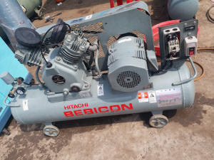 Cẩm nang hướng dẫn sử dụng máy nén khí Hitachi đúng cách và an toàn