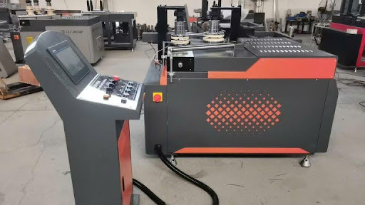 Cách sử dụng máy uốn vòm cửa nhôm