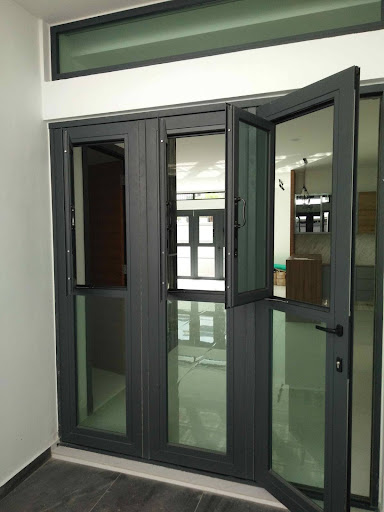 Tính thẩm mỹ của cửa nhôm kính