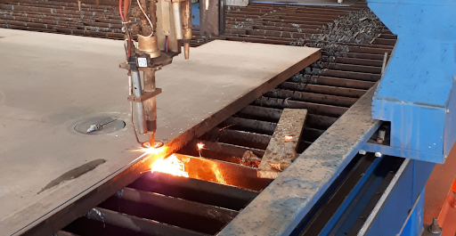 Sử dụng cắt CNC trong ngành xây dựng