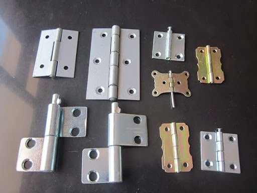 Bản lề cửa nhôm kính