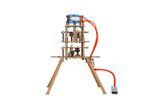 Mẫu máy đột dập 11 dao nhôm xingfa cửa lùa độ chính xác cao