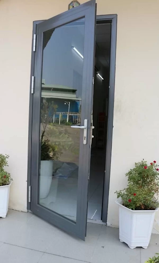 Mẫu cửa đi 1 cánh bằng nhôm xingfa quảng đông