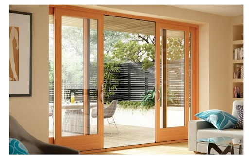 Cửa nhôm xingfa màu vân gỗ hiện đại sang trọng