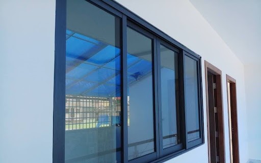 Mẫu cửa sổ nhôm Xingfa dạng kính trượt