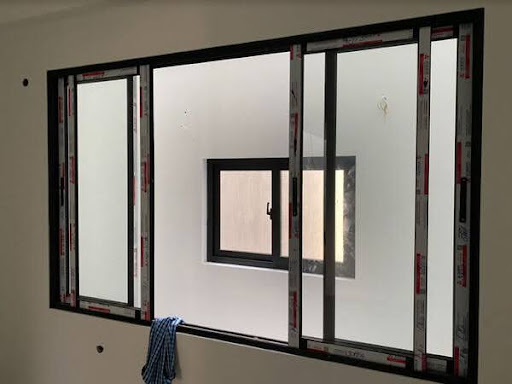 Mẫu cửa sổ nhôm Xingfa vát cạnh
