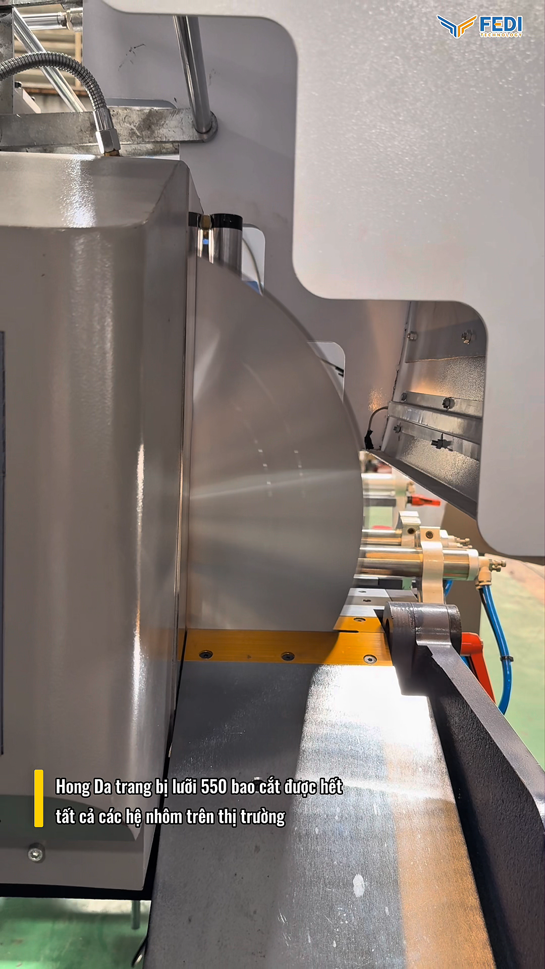 Máy Cắt Nhôm Nội Địa HongDa 550 CNC - Ảnh 2