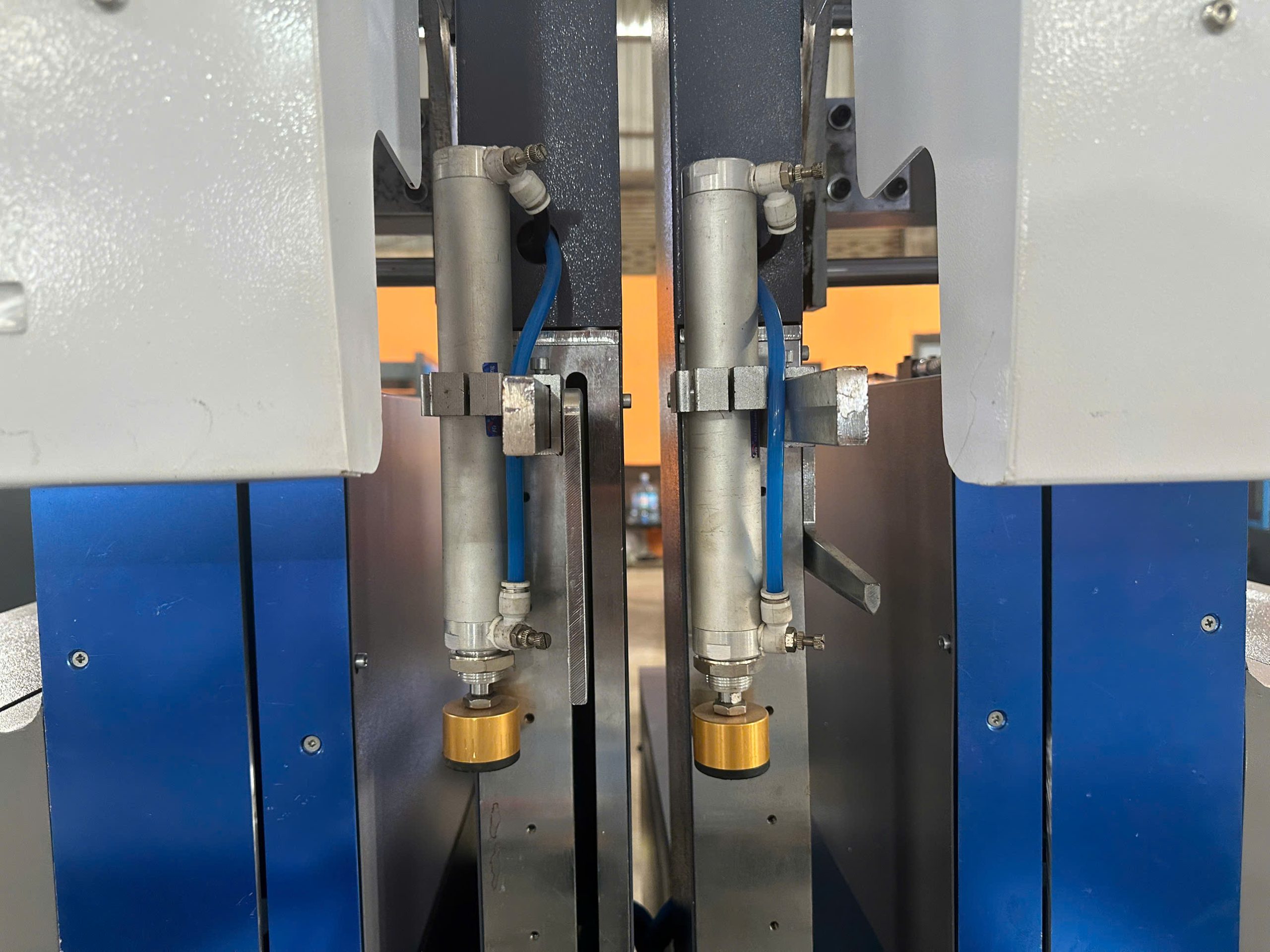 Máy Cắt Nhôm Nội Địa HongDa CNC 600 - Ảnh 4
