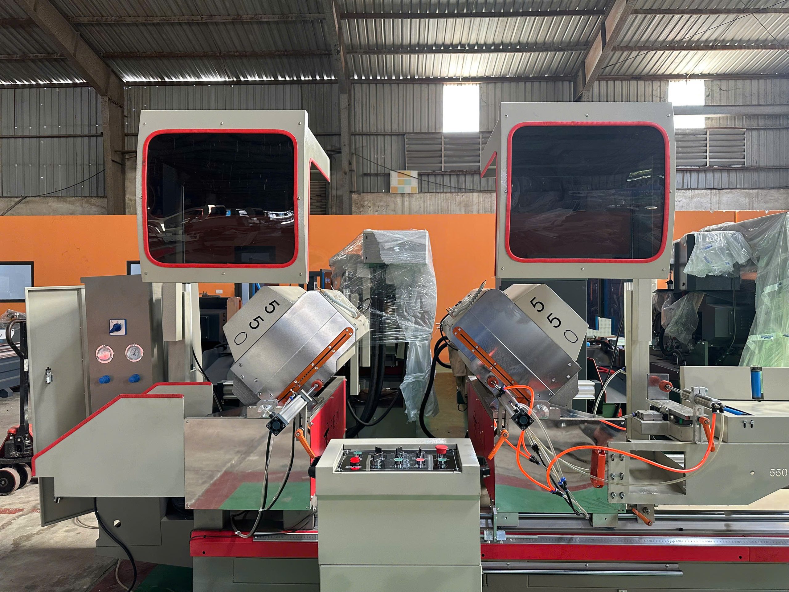 Máy Cắt Nhôm F99 Promax 550 - Ảnh 2